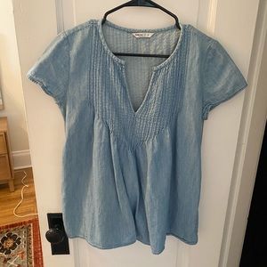 GAP Women’s Denim Blouse (Women’s S)